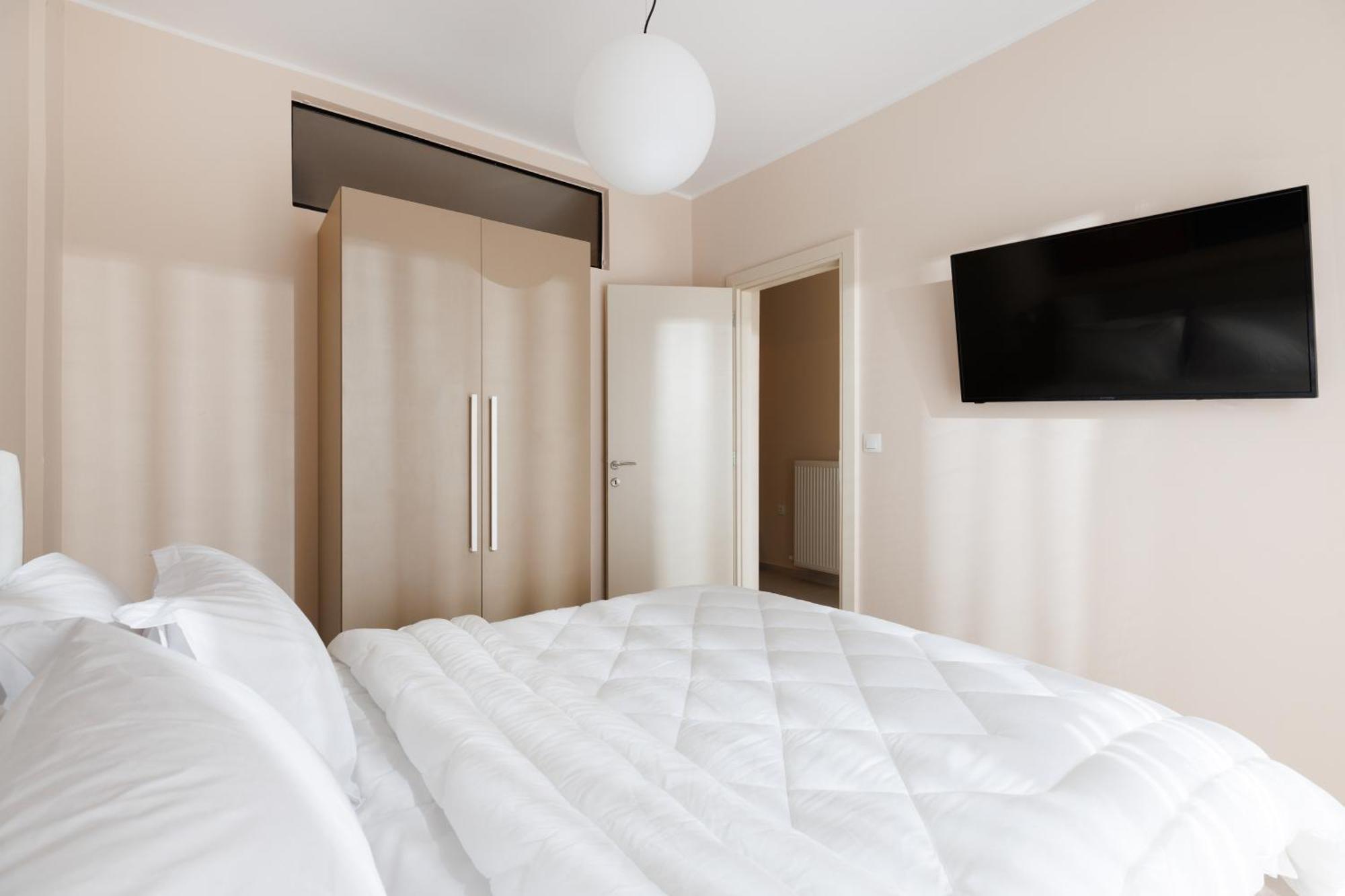 Coloured Nests Apartment Thessaloniki Exterior photo