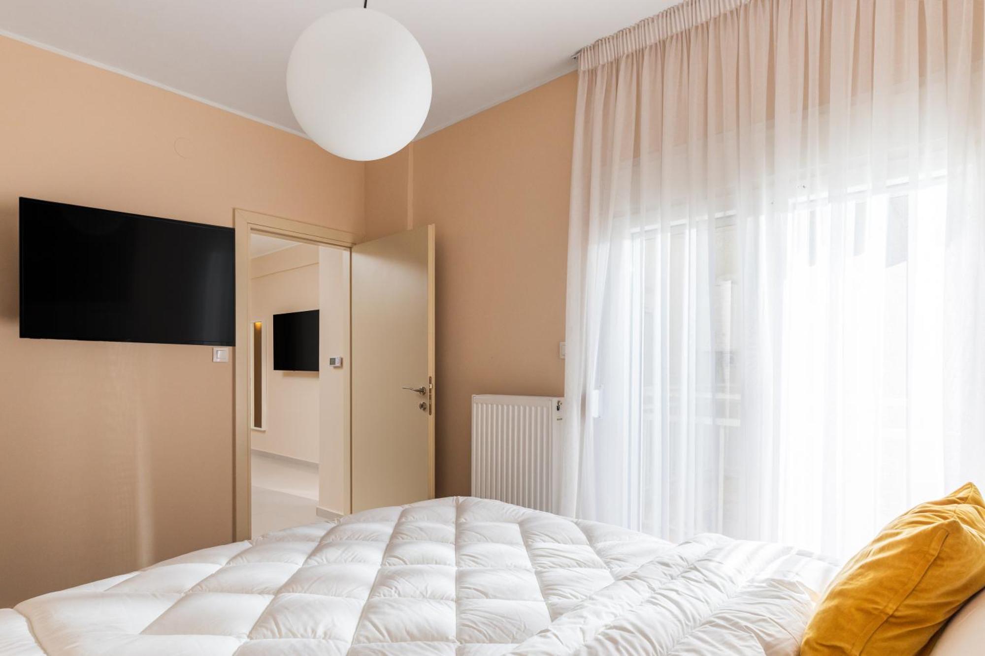 Coloured Nests Apartment Thessaloniki Exterior photo