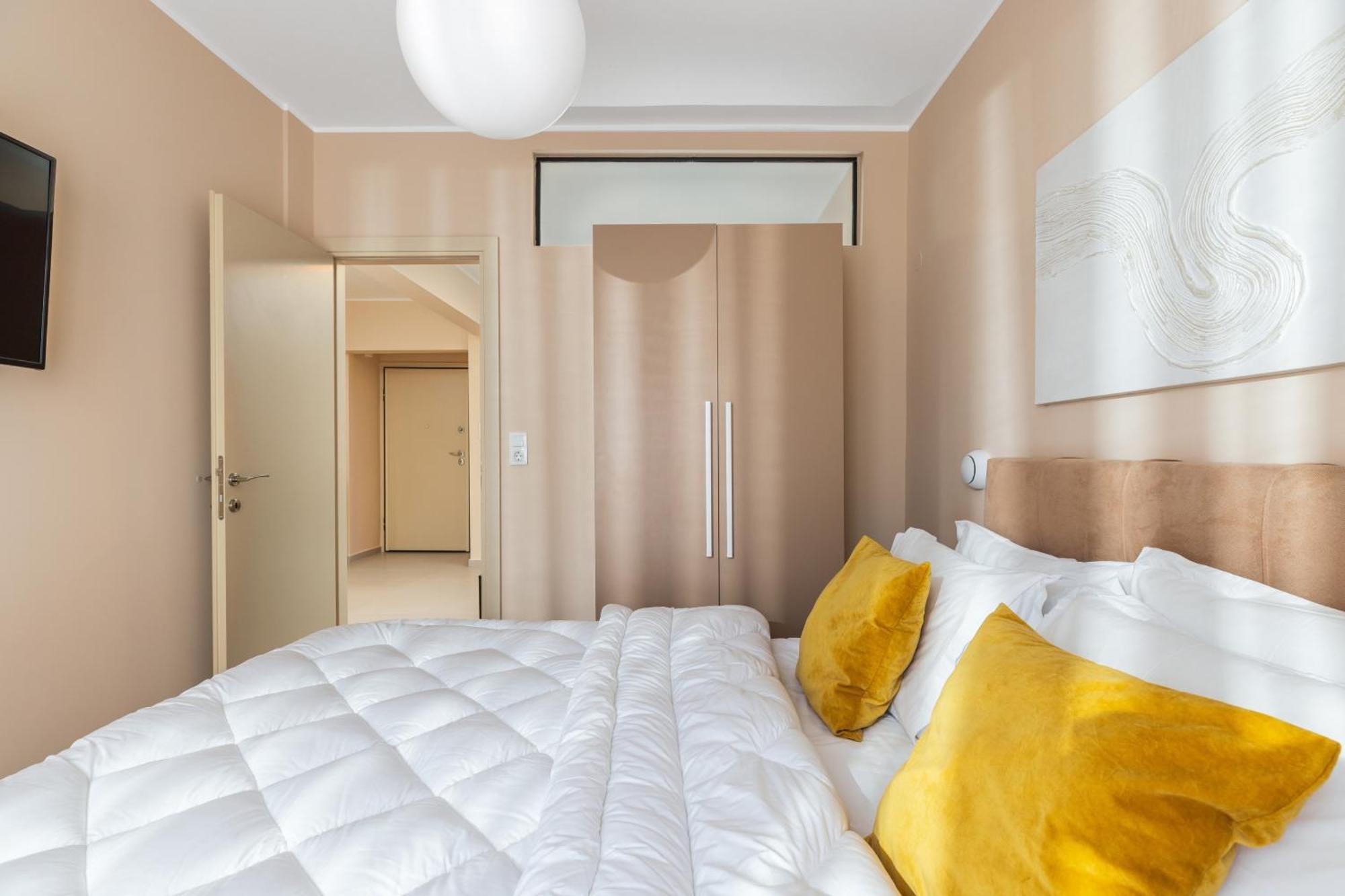 Coloured Nests Apartment Thessaloniki Exterior photo